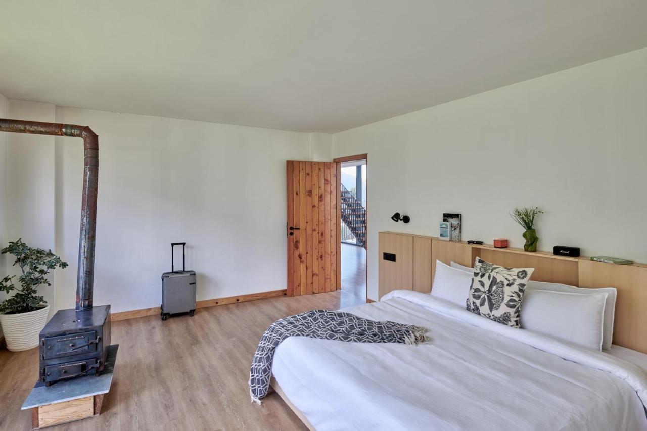Warehouse X Poshtel Otel Manāli Dış mekan fotoğraf